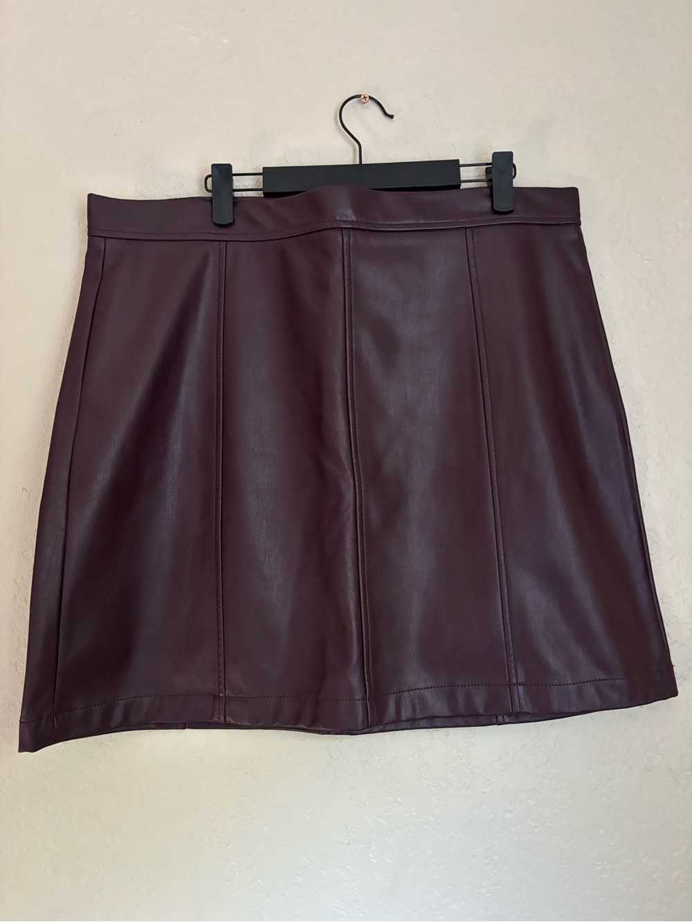 Banana Republic Faux Leather Mini Skirt in Burgundy